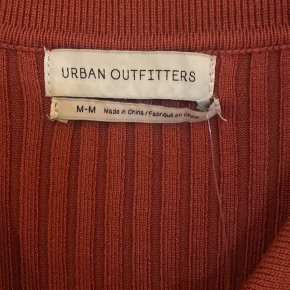 Red Ribbed Button-Up Dress - Picture 2 of 6